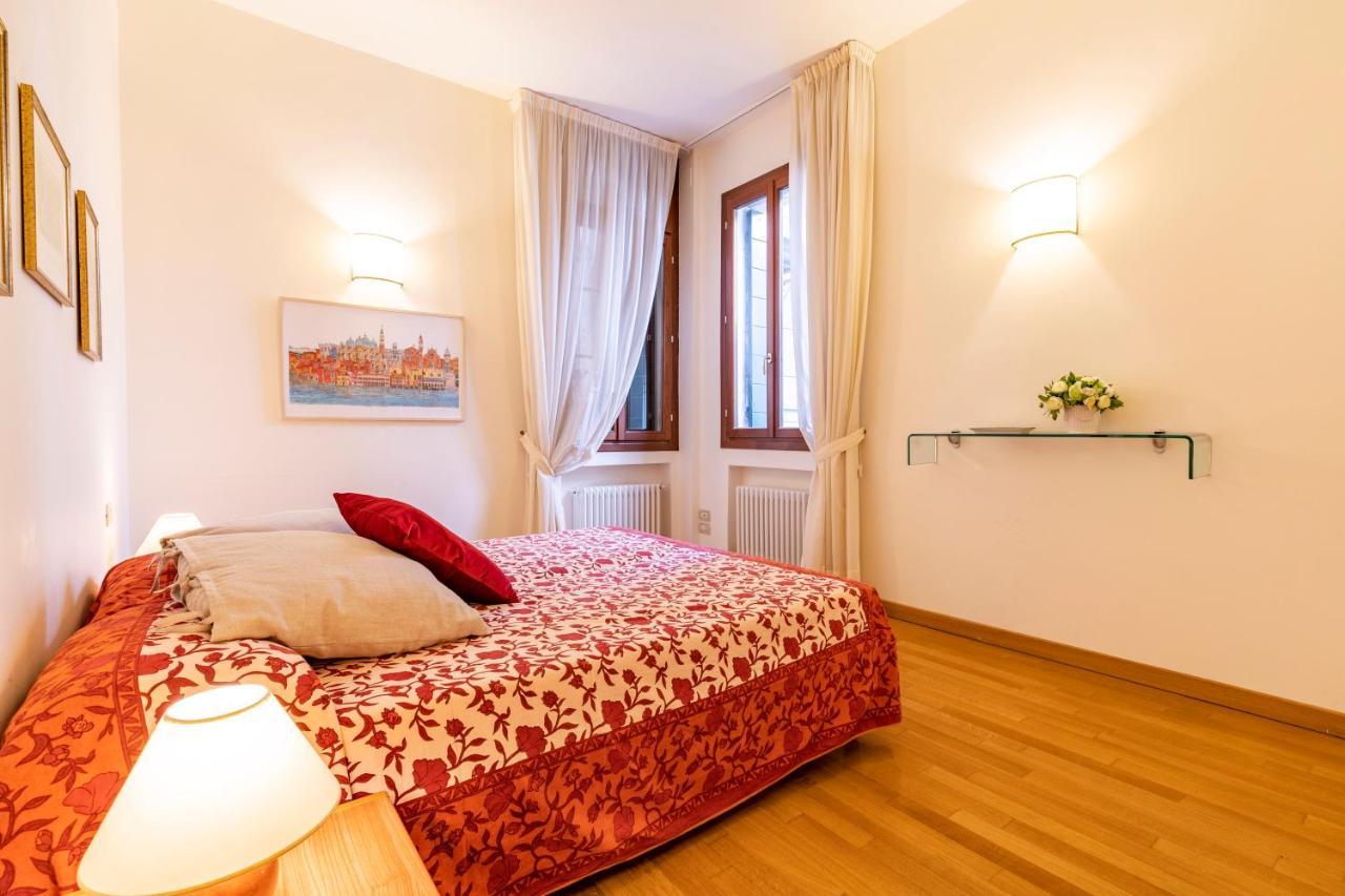 Ca Jole San Marco Apartment M02704210223 Венеция Экстерьер фото